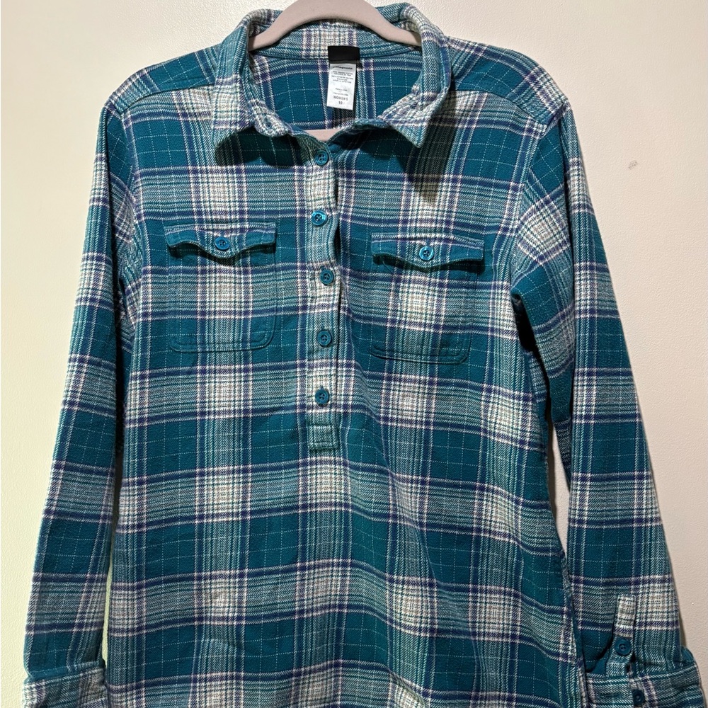 Patagonia Teal Plaid Women's Top